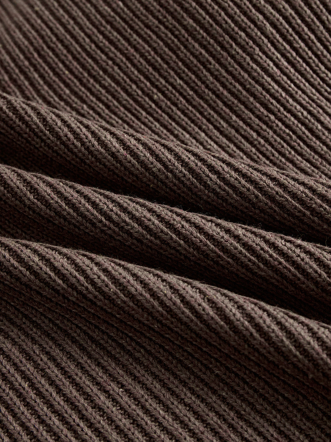 Inga™ | Elegancka Sukienka Swetrowa z Falbanką i Golfem (XS–3XL)