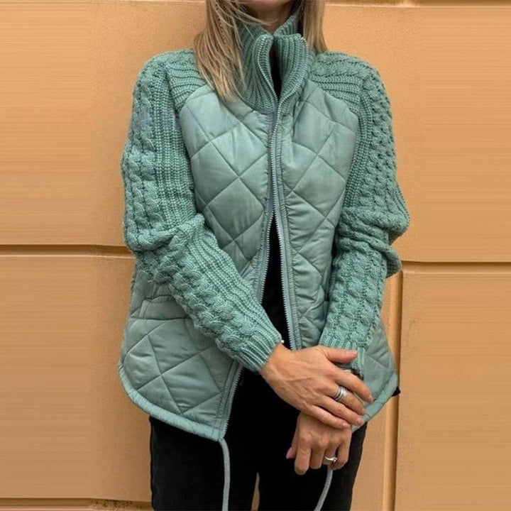 Karina™ | Pikowana Kurtka z Dzianinowymi Rękawami